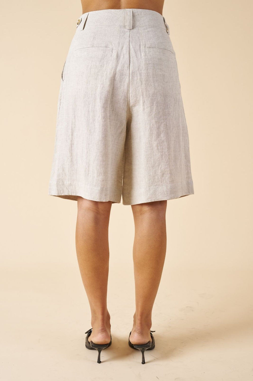 Bermuda Natural Linen Shorts