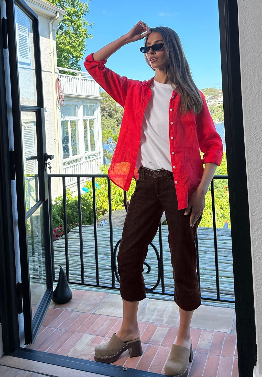 Lina Red Slim-Fit Linen Shirt