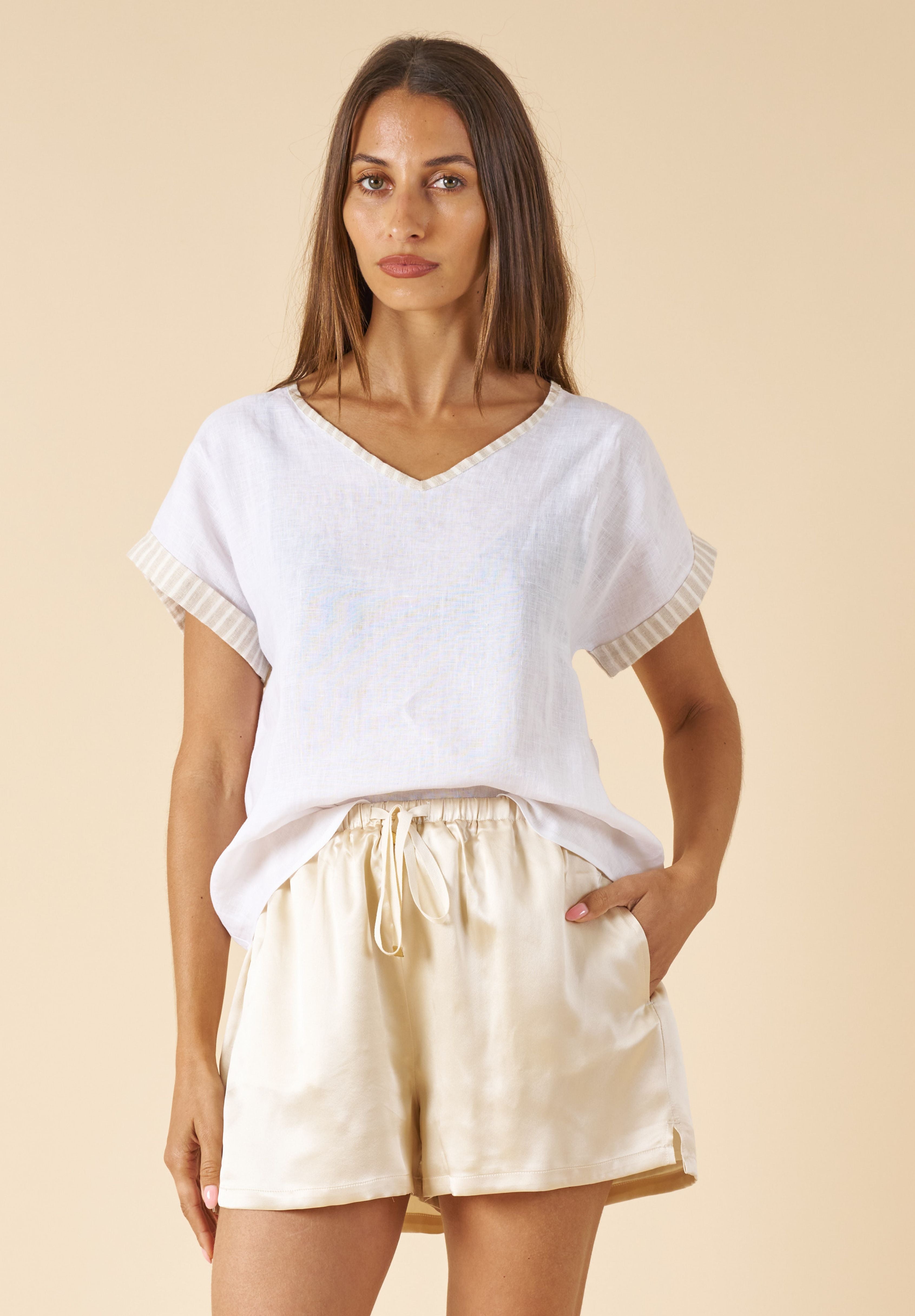 Lulu-Silk Shorts Biscuit