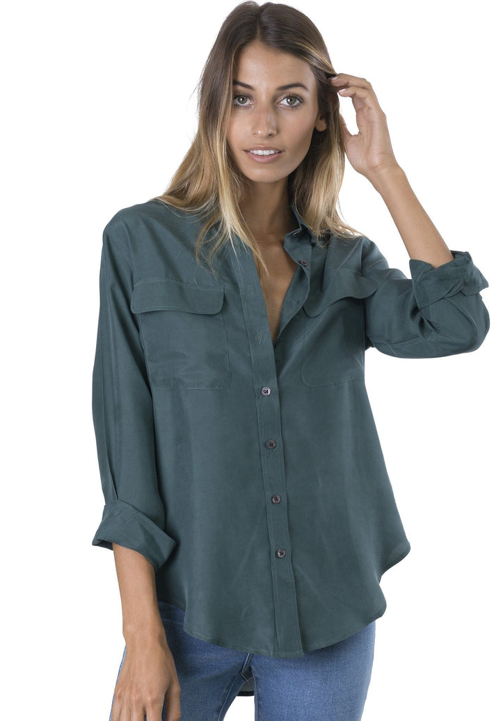 Lete Silk Petrol, Sand washed shirt with pockets